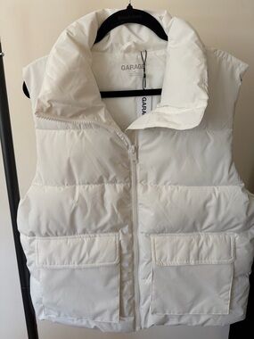 Garage Cream Quilted Puffer Vest with Front Pockets